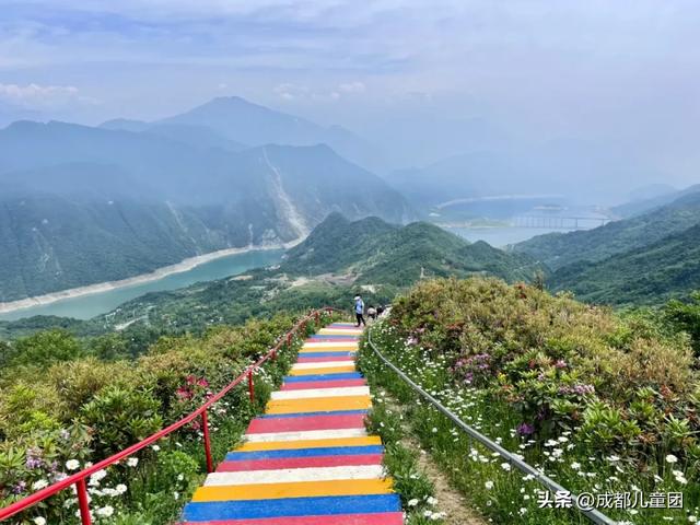 成都避暑好去处，森林、瀑布、溪谷，凉快一度是一度
