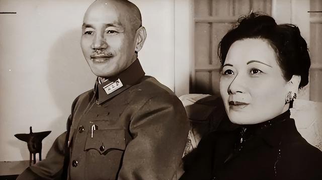 宋美龄称蒋介石“达令”是什么意思？