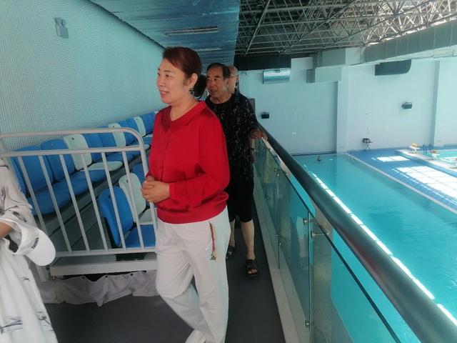走进校园收获多·旅游文化展风采