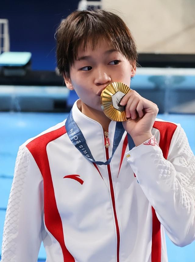 央视专访这次，陈芋汐毫不掩饰野心，一句话公开给全红婵提了个醒