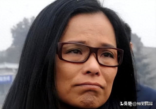 62岁韦唯现状：脊柱断裂已恢复	，前夫已死，两个混血儿子回国相伴