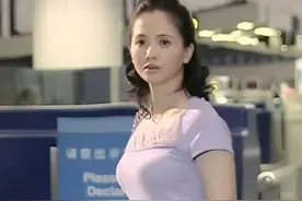 陶慧敏与翁虹同框，丰满上围丝毫不输，这就是老艺术家的典范图片