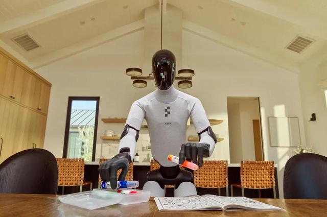 居民投票命名机器人！美国桑福德创新实践，科技融入民生