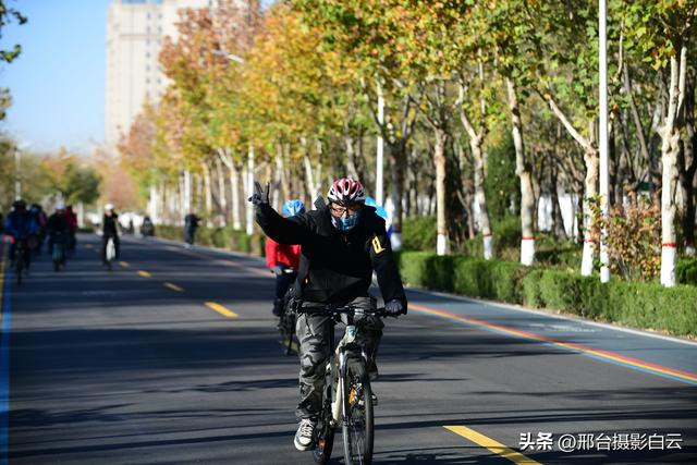 信都区总工会：七里河绿道上的骑行狂欢