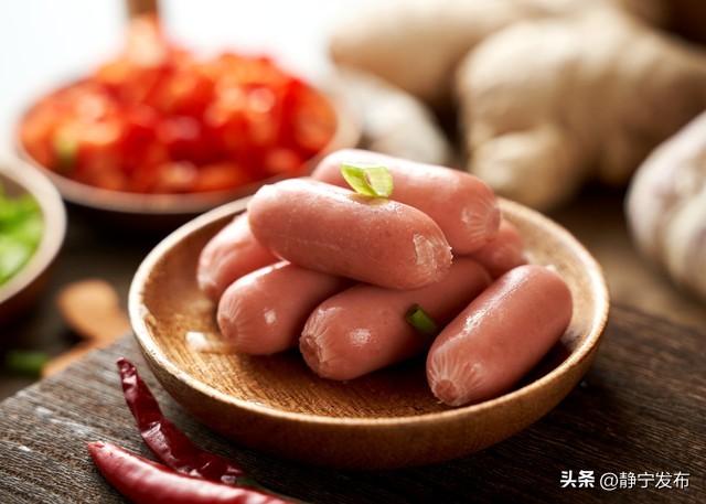 路边3块钱的烤肠，究竟有多少“真肉”？