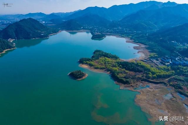 绍兴有个“会稽山天池”鲜有人知，其实是露营、钓鱼爱好者的天堂