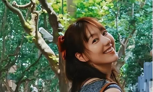 私生活混乱？遭央视“开除”？被传与小尼结婚的她，现状究竟如何