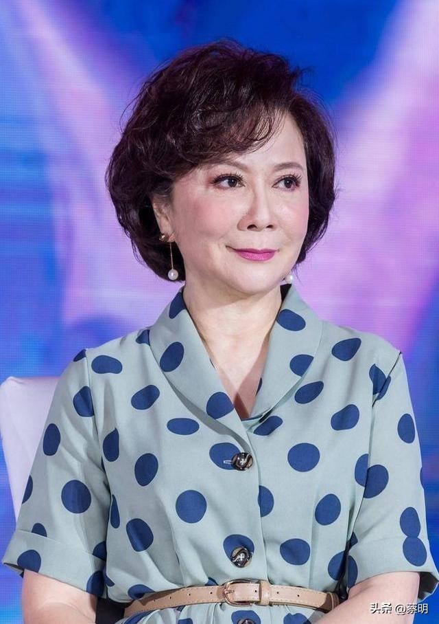 15岁哭着求上学	，这是我最正确的选择