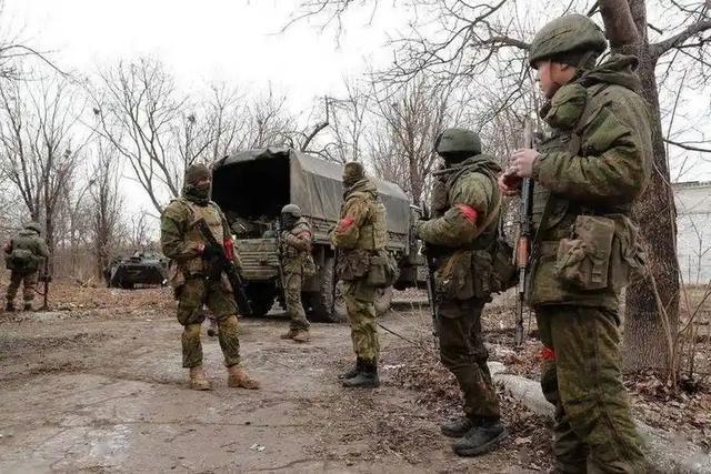 乌战暗线，从“轻骑兵冲锋”到援乌导弹，英国的克里米亚心结
