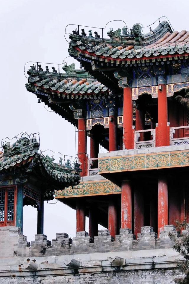 2026年第一场雪！颐和园美成了“雪中冰嬉图”