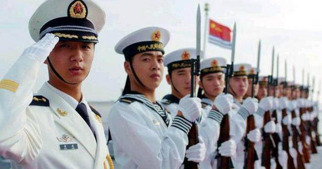 日本正在备战：防卫省官员叫嚣优先击沉福建舰，主流媒体配合疯狂