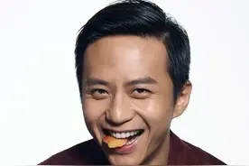 社牛邓超遇社牛英语老师，邓超竟然腼腆了？图片