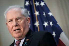 对中国六代机，美空军部长终于回应：太贵玩不起，中国领先就领先图片