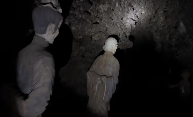 青城山奇怪洞穴住满“妖魔鬼怪”！内部犹如地狱，太恐怖了吧！