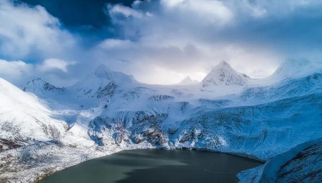 冬季西藏限定蓝冰盛宴！随手一拍都是绝美大片！