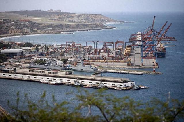 出大事了	，美战机被导弹击落，谁干的？调查结果公布，英法俄失声