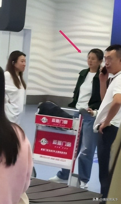 闫学晶风波终于落幕！6个男人惨遭牵连	，其中儿媳与继女最不好过