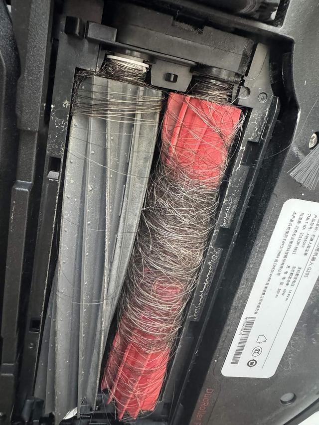 扫地机器人“卖不动”了？用了两年，我换回拖把，有些话不吐不快