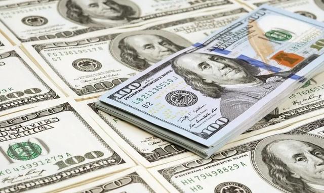 一天蒸发292亿！扎克伯格跌出富豪榜前三，Meta砸千亿赌AI疯了？