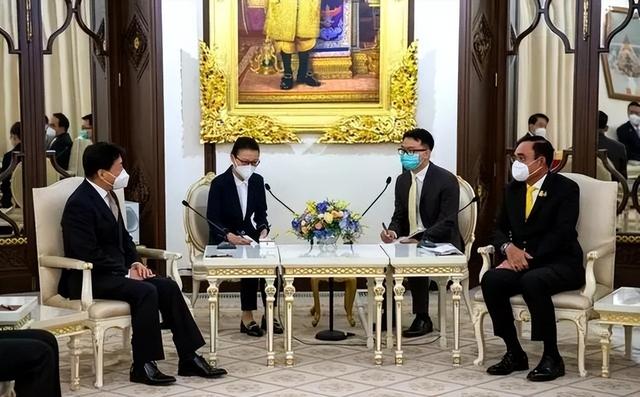 幸亏中国没中标！泰国高铁项目由日本修建，建成后让泰国欲哭无泪