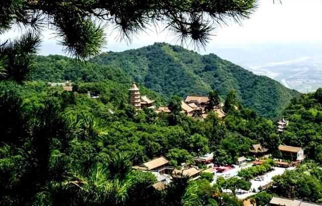 崆峒山初夏限定，赴一场秘境之约