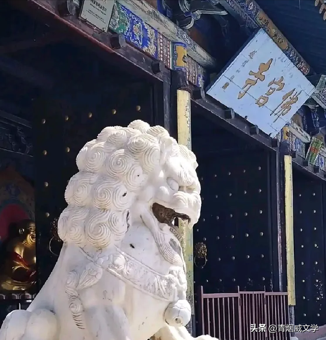 走进应县木塔