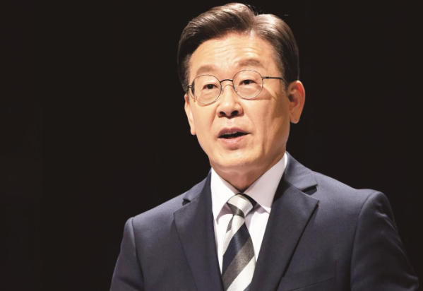 来不及了，韩国一通电话打给了中国，被中方点破小心思，中方表态了，韩外长打算火速前往日本