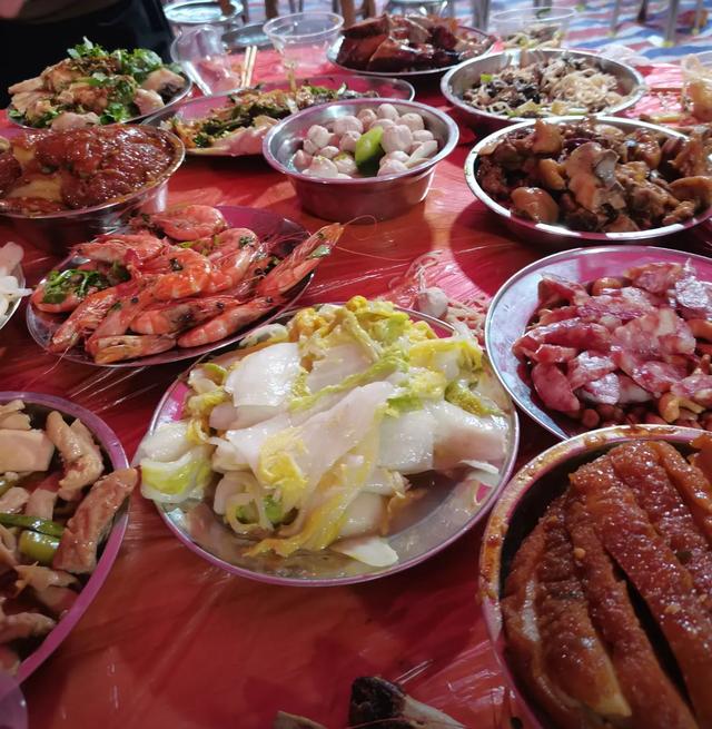 去了15次广西旅游,吃到了9大送粥美食神器,特别喜欢第7种!