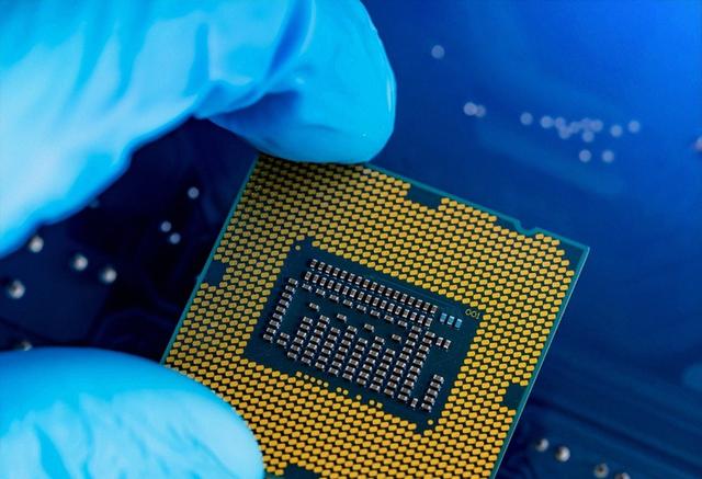 回击中国，高市早苗传出正在蓄大招，准备对华全面禁售？