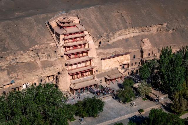 国内自驾游最经典的27条路线，适合退休人士，争取一年走2条！