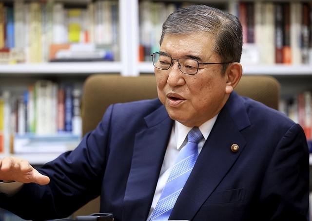 果然被“逼宫”了！石破茂无奈下台后，下一任日本首相可能是她？对中方态度果然不一般