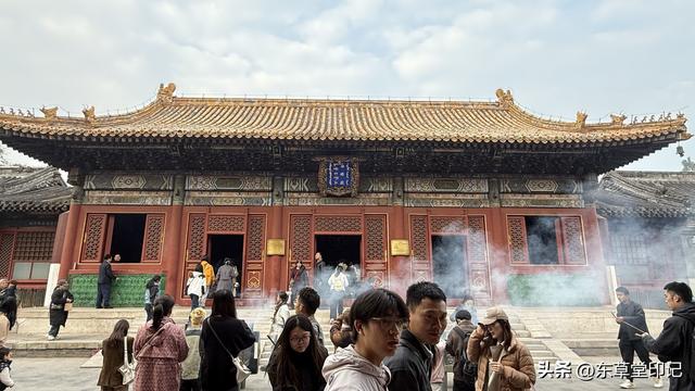北京雍和宫：从王府到皇家寺院，藏着清代多民族建筑的巅峰智慧