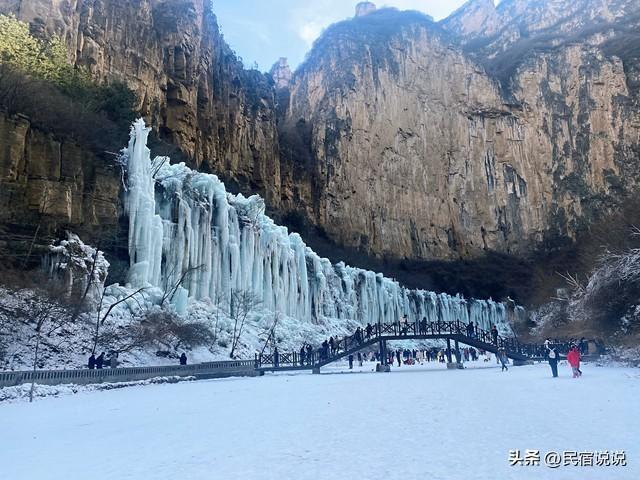 山西大同爆火，就因为冰雪加古建。