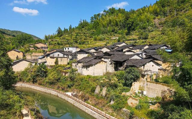 浙江有座避世古村，藏在深山无人问，依然保持着原生态的风貌