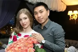 乌克兰美女嫁大14岁河北小伙，靠造谣成百万网红，如今自讨苦吃图片
