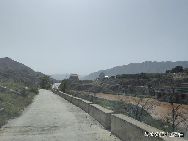 什川东北的黄河峡谷