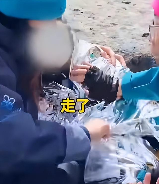 20岁女孩徒步失温后续：还在ICU中，需49万进行二次手术