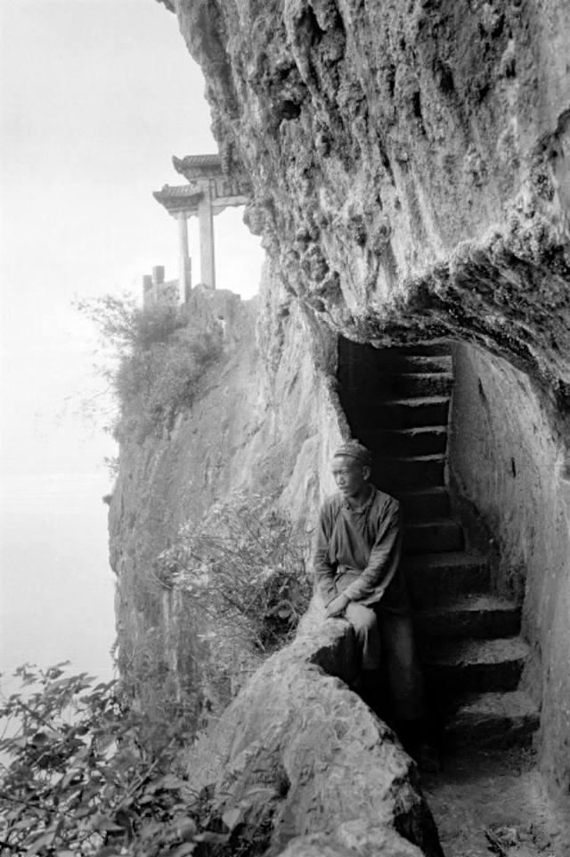 1930年的昆明风景 雄奇瑰丽的近日楼