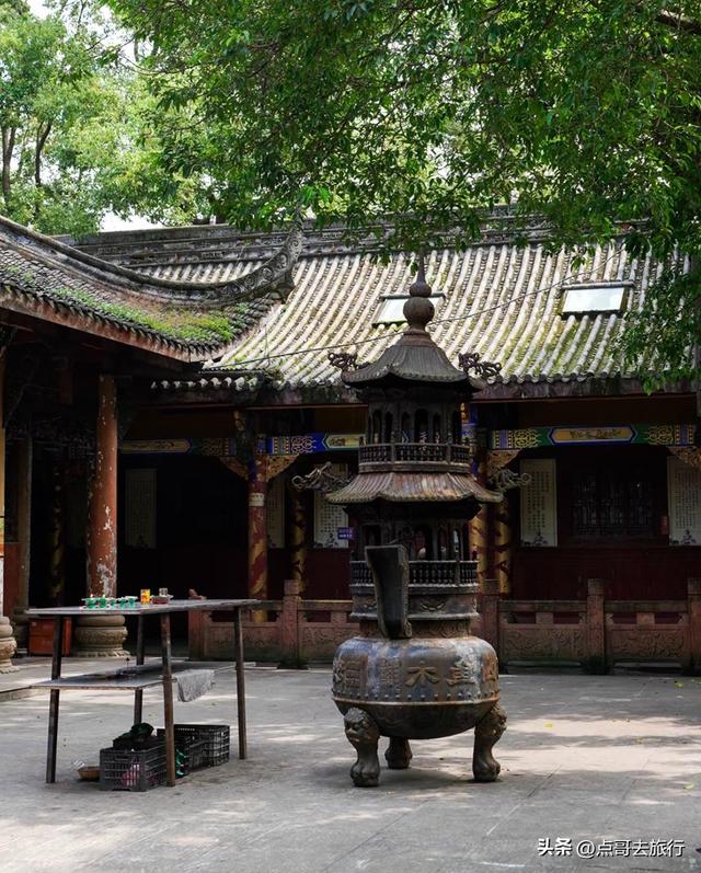 四川广汉第一大寺庙，清幽静谧，国宝文物让我惊叹，不要门票