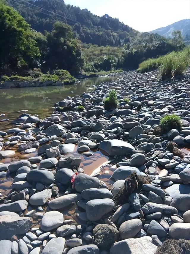 户外捡石头攻略