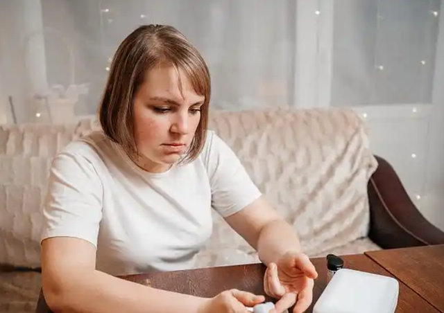 再这样运动，你的心脏就废了！常做2种运动，是给心脏上刑