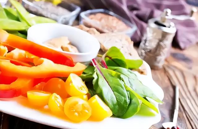 今日立冬，再忙牢记：1看、2不沾、3禁忌、4习俗，平安过冬