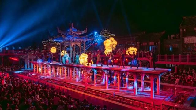 2025 文旅 “顶流” 密码：八大新晋网红项目的爆火路径