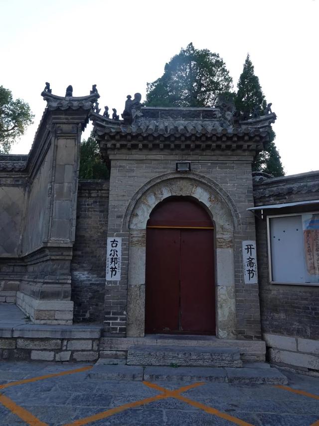 山东，有一座2000年前的一线城市，去青州古城赶一场槐花雨