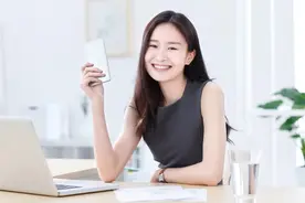 女人发，“哼哼”是什么意思怎么回复，教你四种幽默回答图片