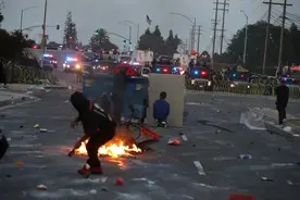 最新：美国海军陆战队已经待命！图片