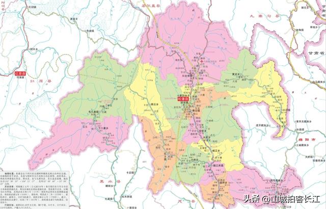 四川北部的十八线小城，不仅有机场和高铁站，还有一大堆绝美景点