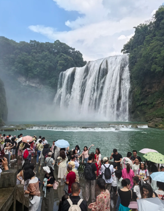 再也不想来贵州黄果树大瀑布旅游了，你就来吧，一来一个不吱声！