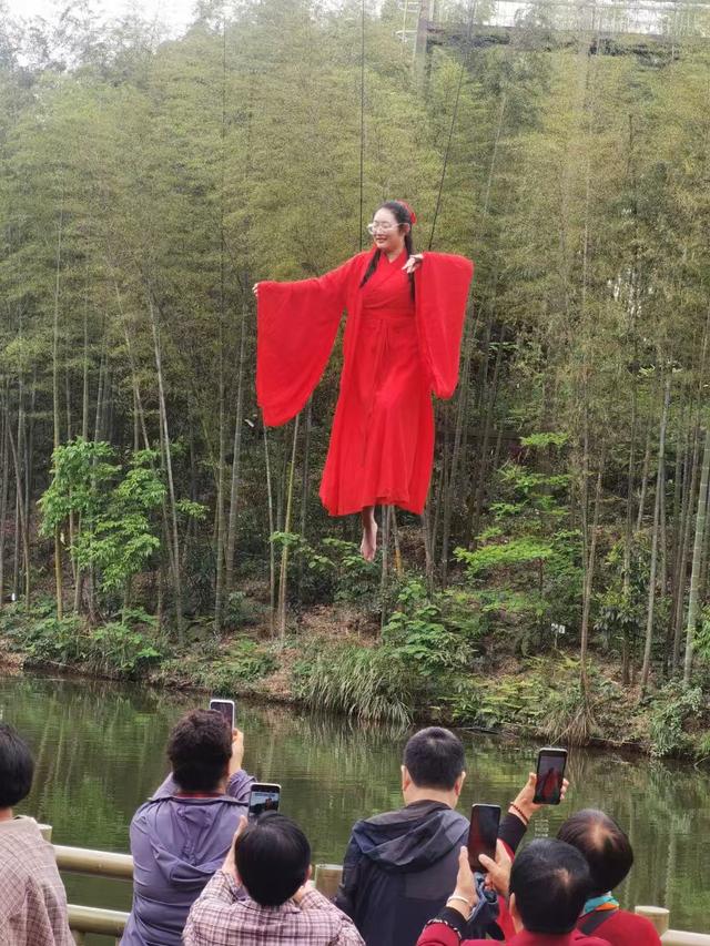 宜宾蜀南竹海游记 38军113师炮兵团火箭炮十连宜宾联谊会素描之二