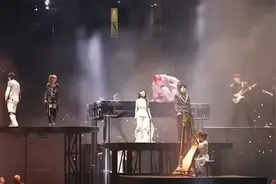 歌手华晨宇，演唱会发生意外图片